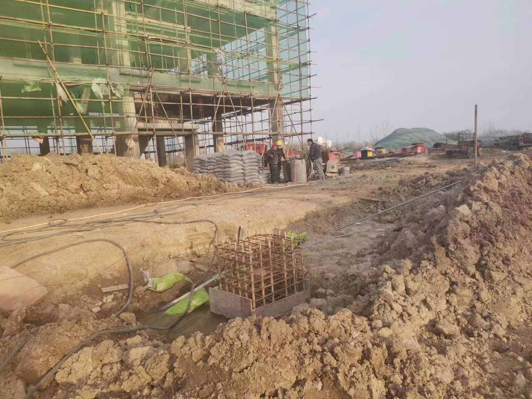 武定当桥梁出现裂缝的时候应该及时加固修补